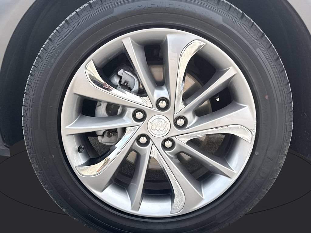 Used 2022 Buick Encore GX Essence w/ Advanced Technology Package FWD image 9