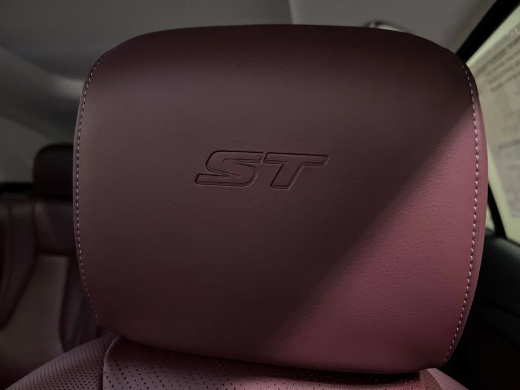 New 2026 Buick Envision Sport Touring image 25