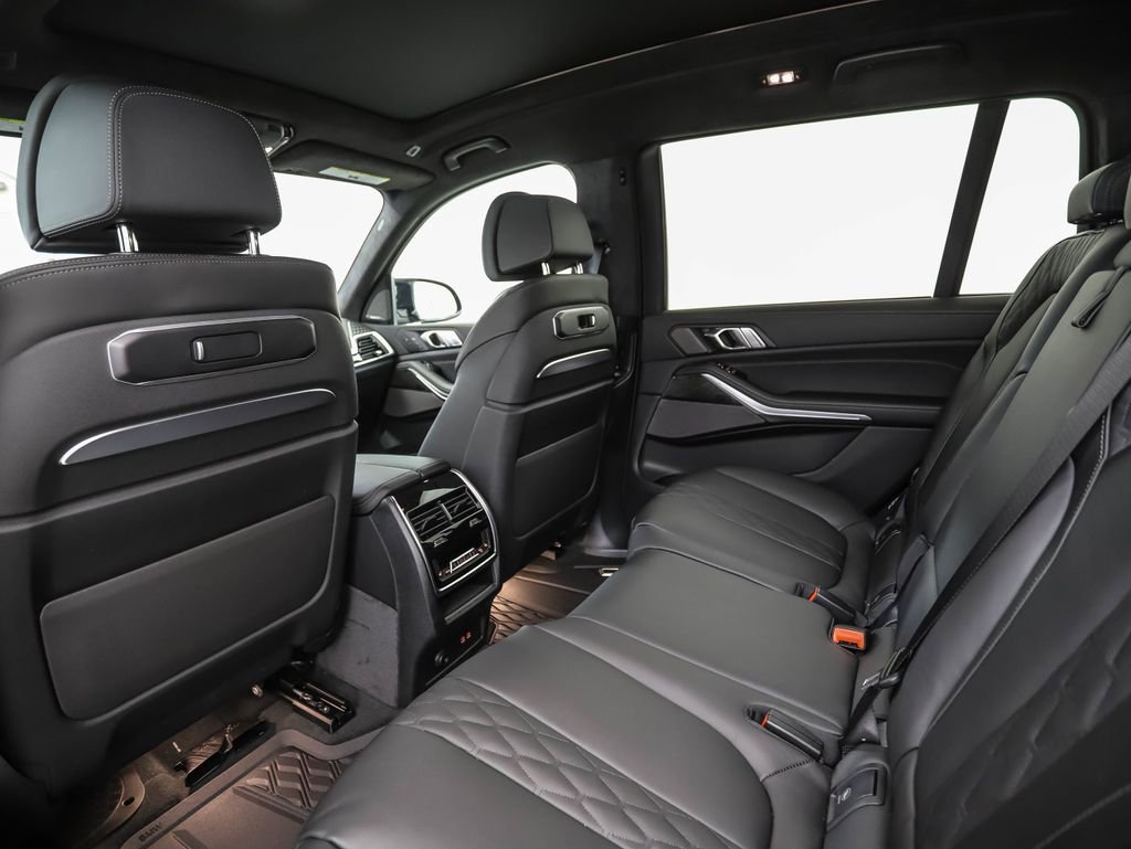 New 2026 BMW X7 M60i AWD/4WD image 21