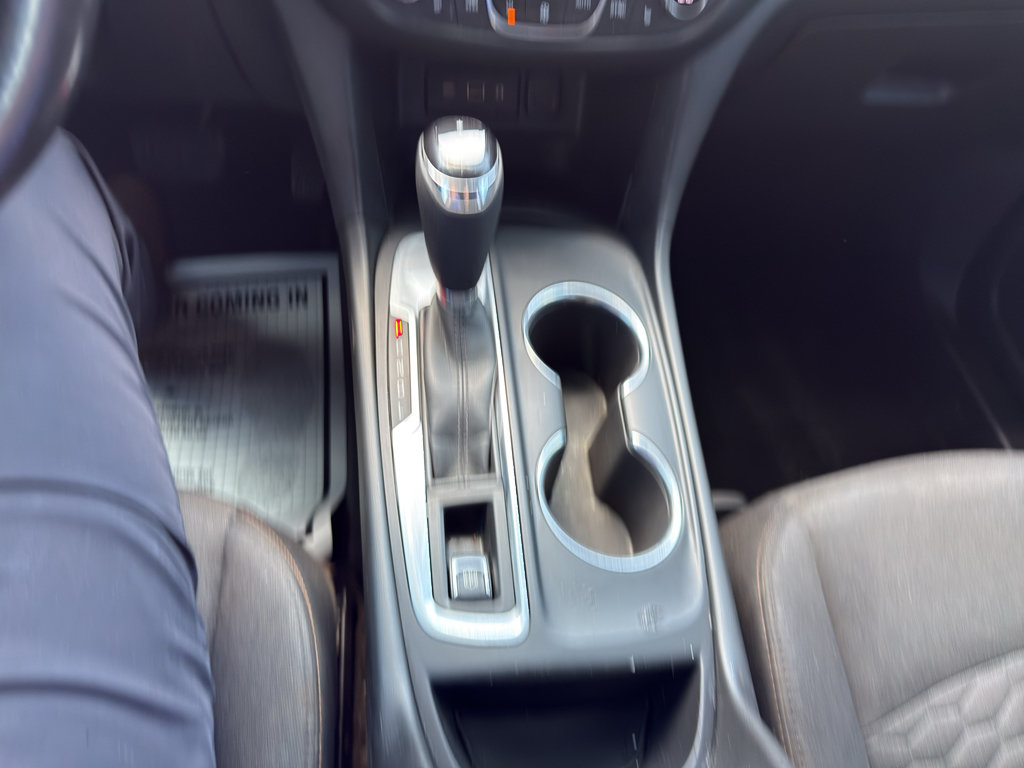 Used 2020 Chevrolet Equinox LT FWD image 16