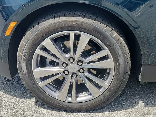 Certified 2025 Cadillac XT5 Premium Luxury w/ Technology Package AWD/4WD image 8