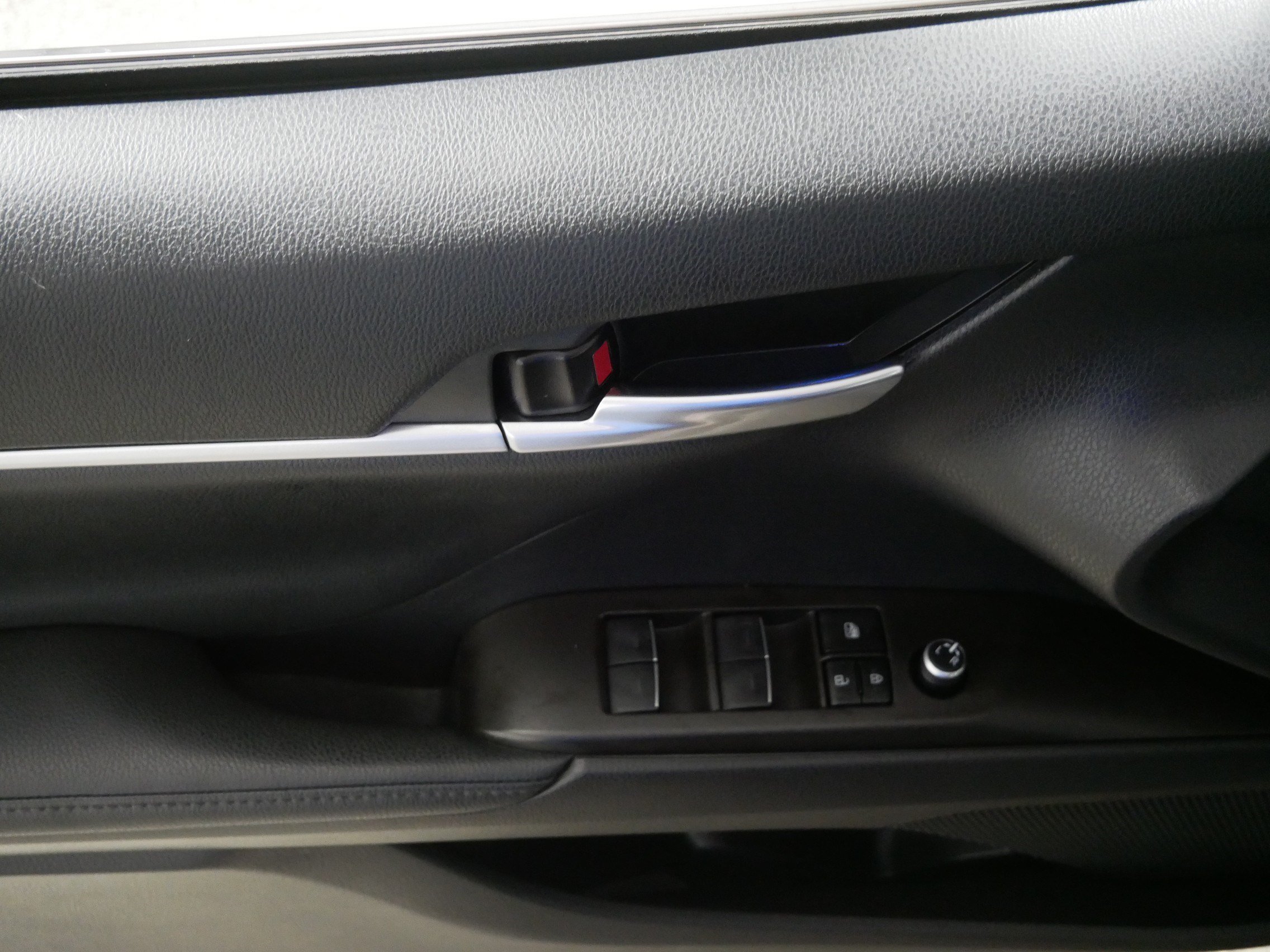 Used 2023 Toyota Camry XLE w/ Protection Package (Q2) (TMS) FWD image 19