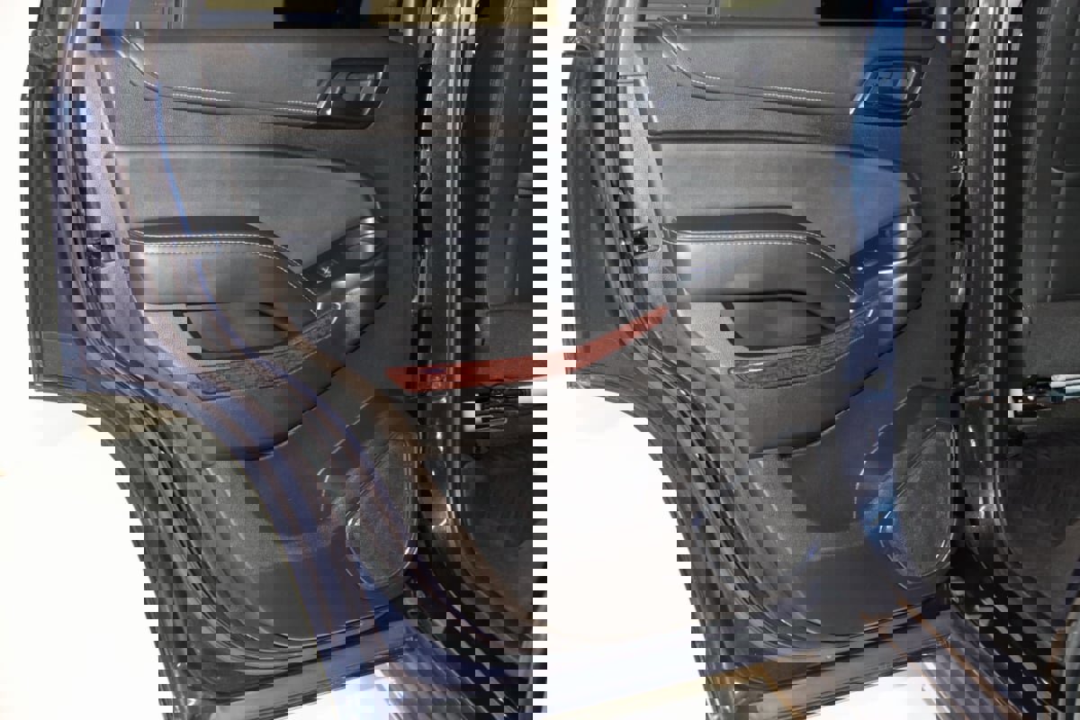 Used 2017 GMC Yukon SLT image 63