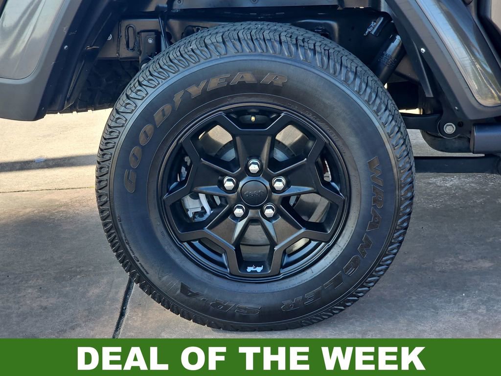 Used 2021 Jeep Gladiator Willys image 37