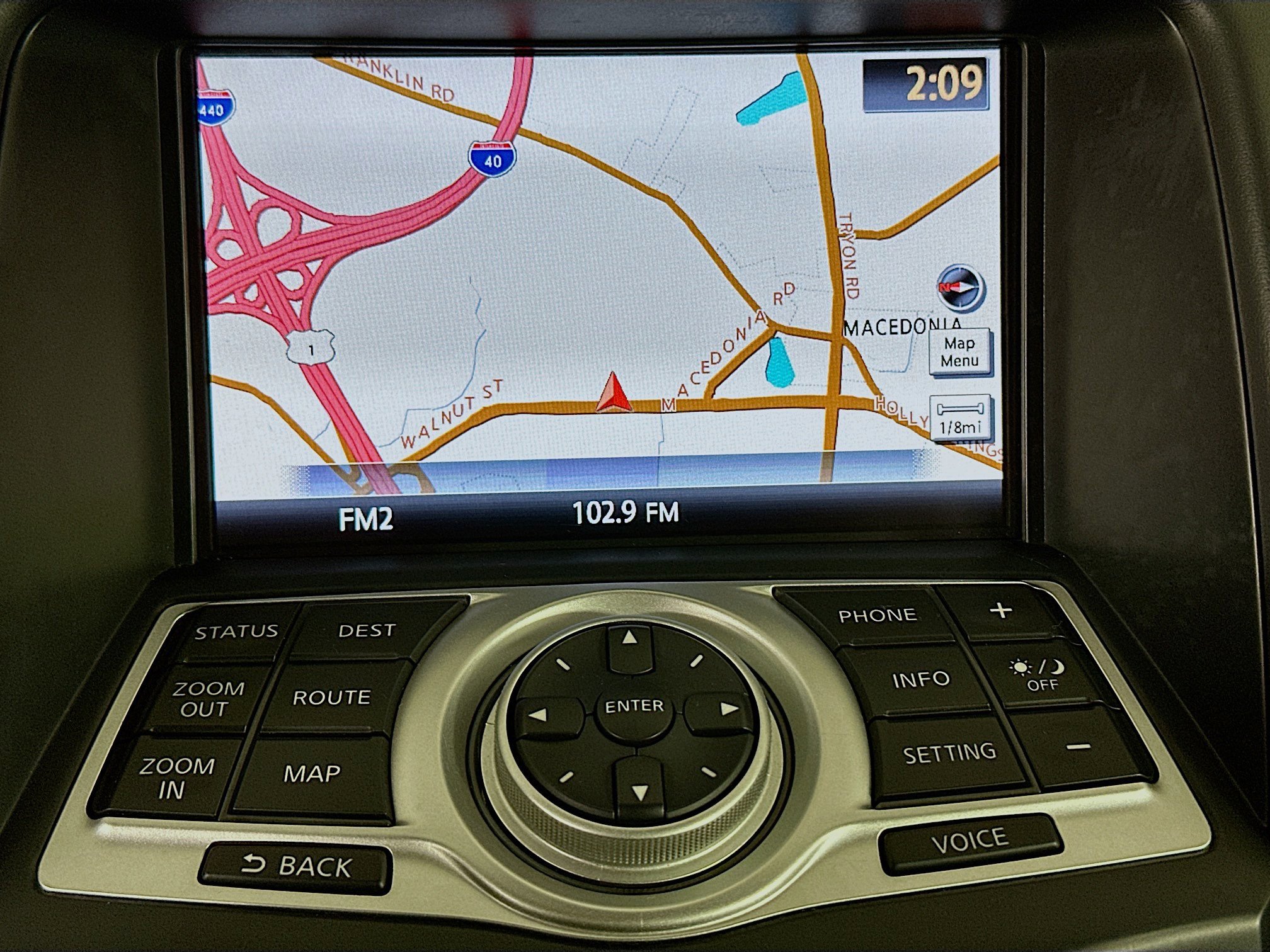 Used 2018 Nissan 370Z Touring Sport image 22