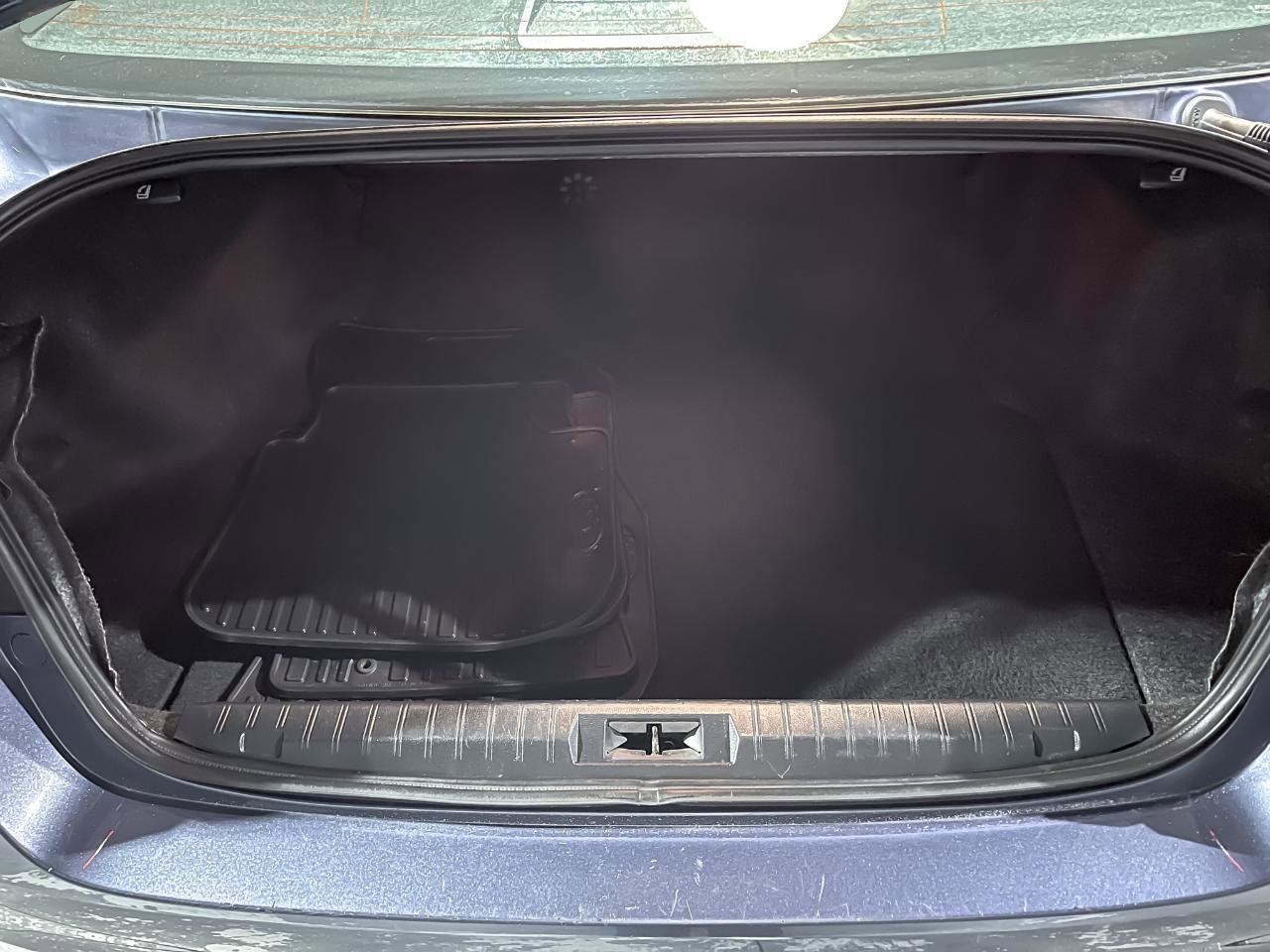 Used 2015 Subaru Legacy 2.5i Limited image 9