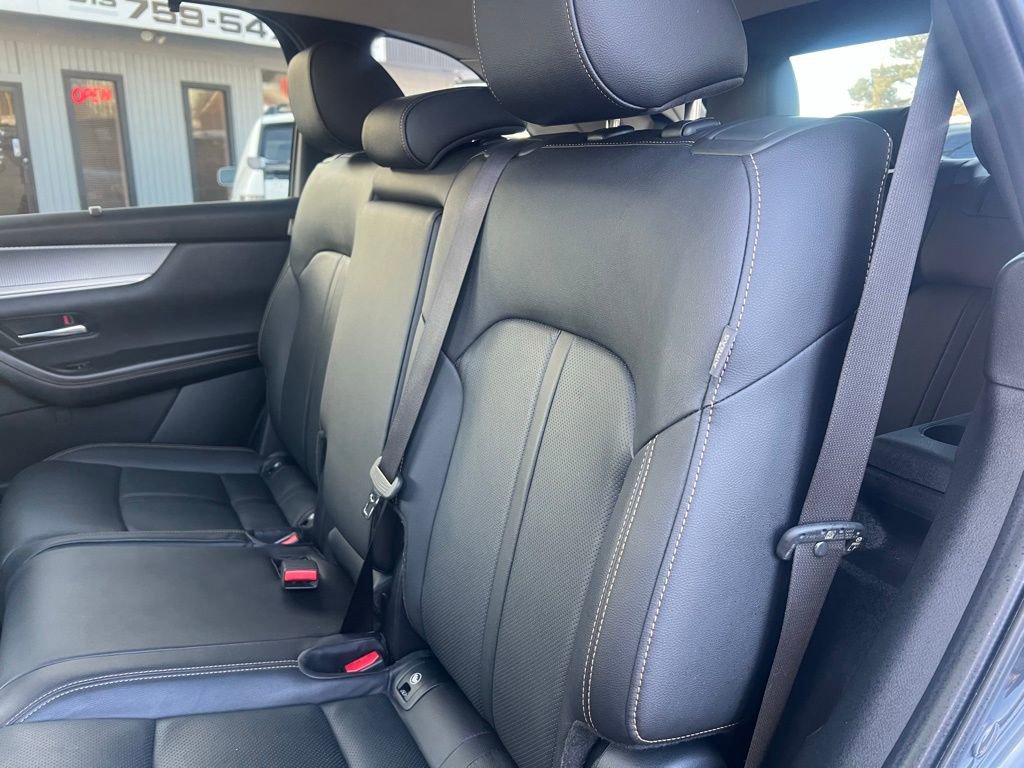 Used 2024 MAZDA CX-90 3.3 Turbo w/ Preferred Package image 19