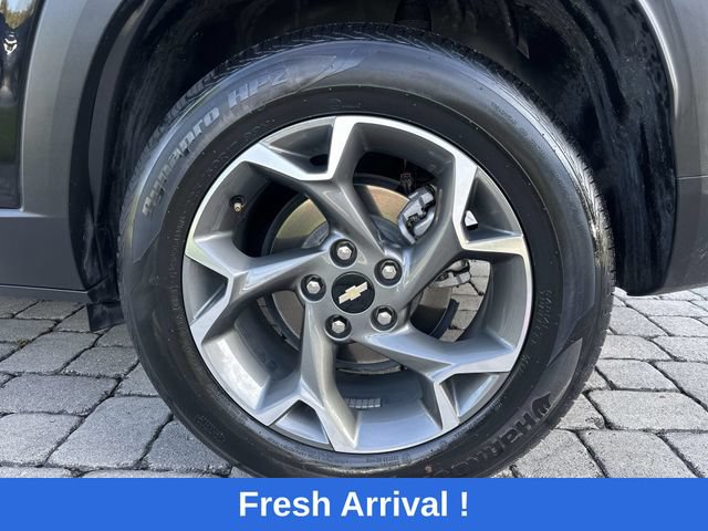 Used 2024 Chevrolet Trax LT FWD image 11