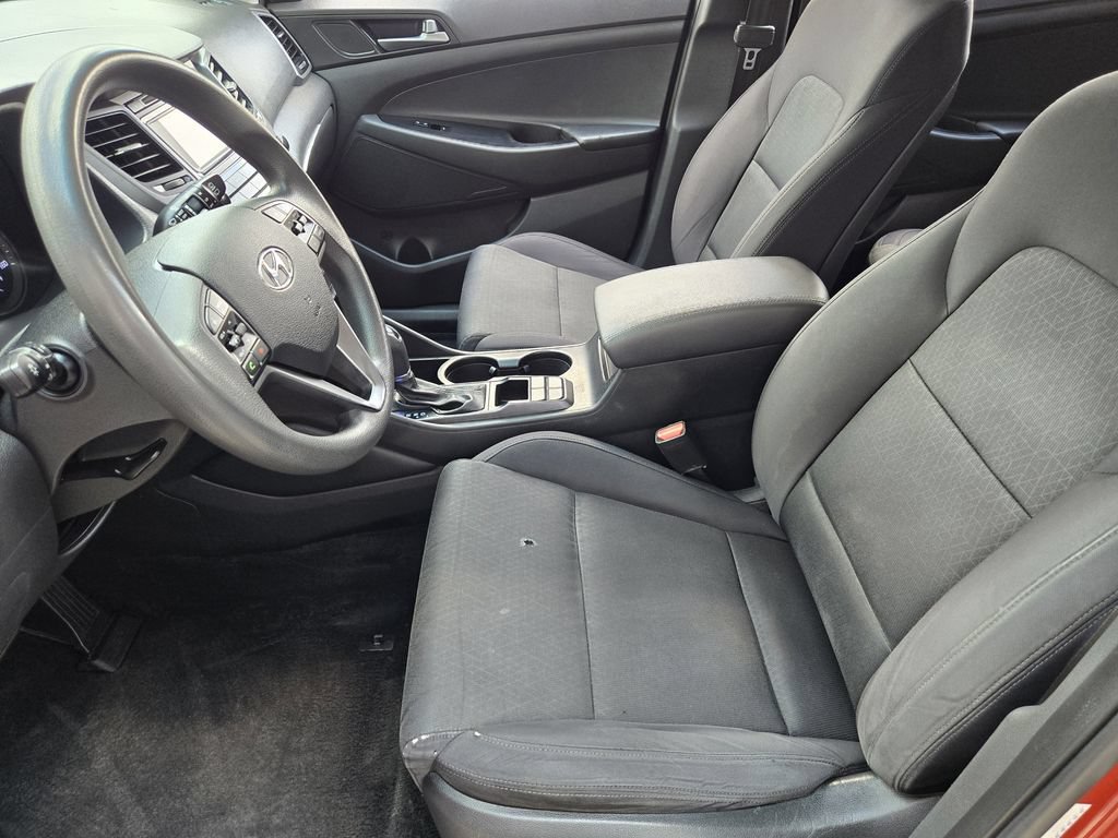 Used 2016 Hyundai Tucson SE w/ Option Group 02 FWD image 9