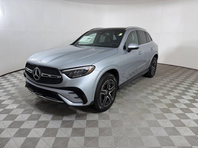 New 2026 Mercedes-Benz GLC 300 4MATIC image 3