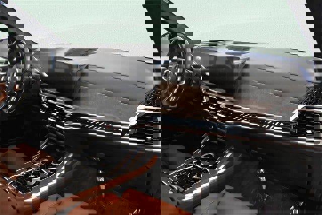 Used 2024 BMW X7 M60i w/ Executive Package image 20