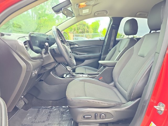 Certified 2024 Buick Encore GX Preferred w/ Comfort Package FWD image 16