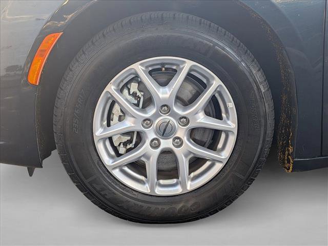 Used 2023 Chrysler Pacifica Touring-L image 25