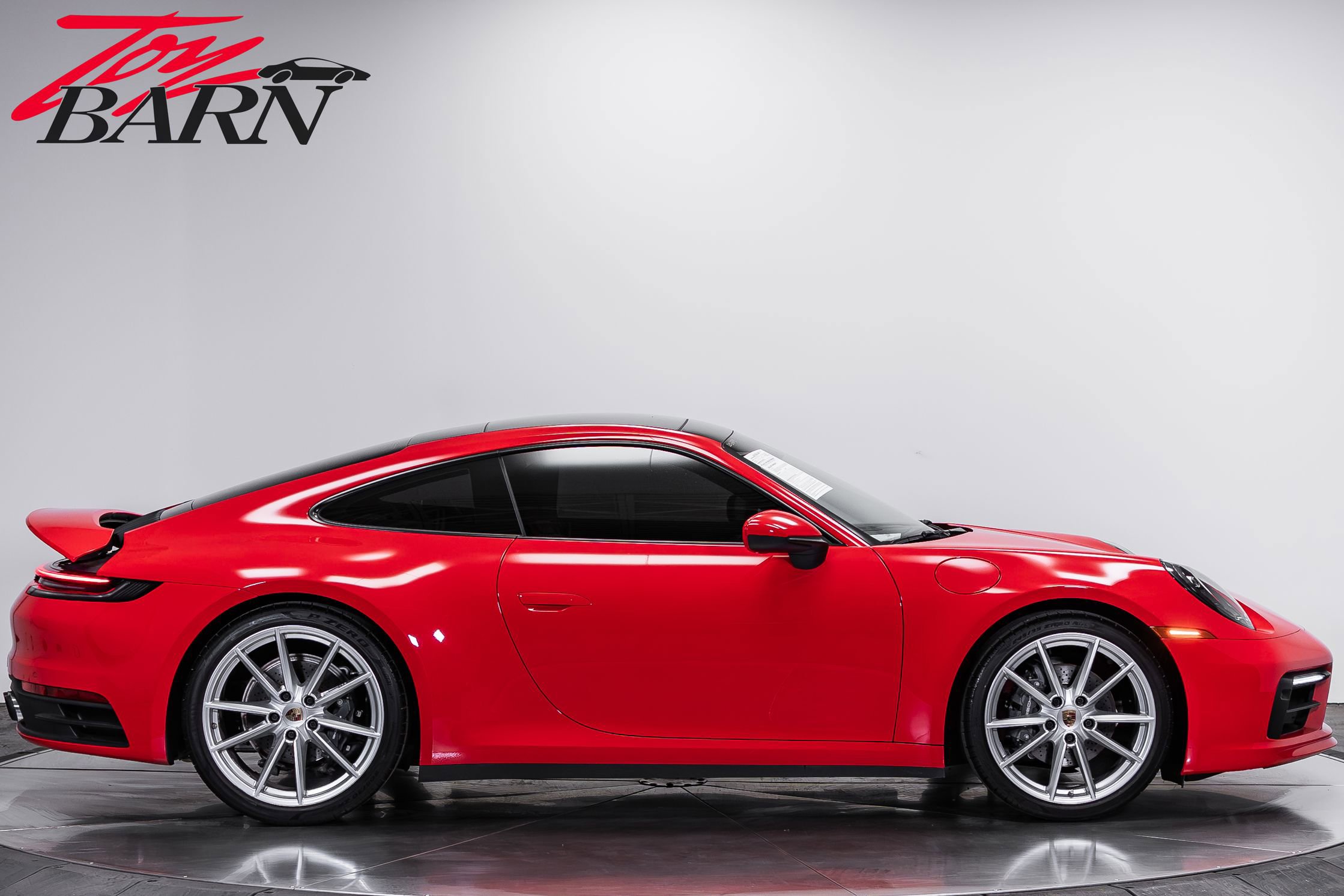Used 2022 Porsche 911 Carrera RWD image 6