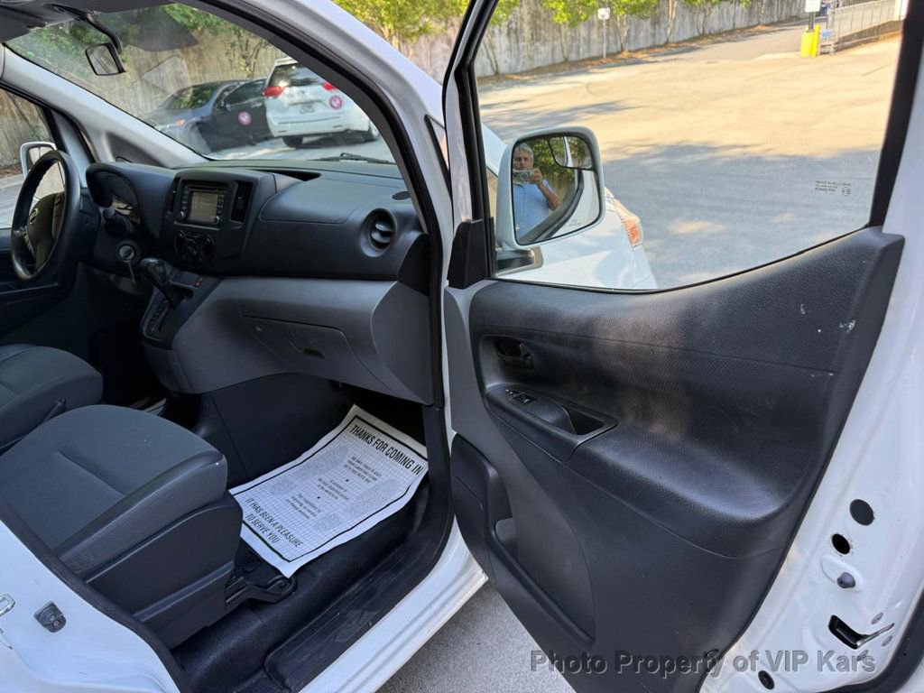 Used 2019 Nissan NV200 SV w/ Navigation Package FWD image 9