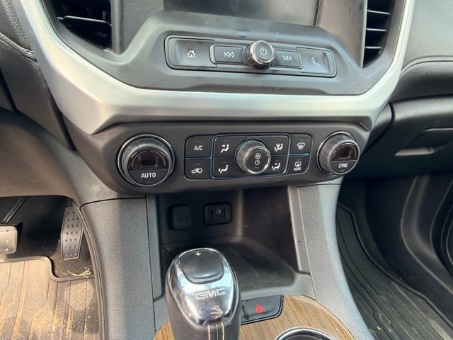 Used 2019 GMC Acadia SLE FWD image 20