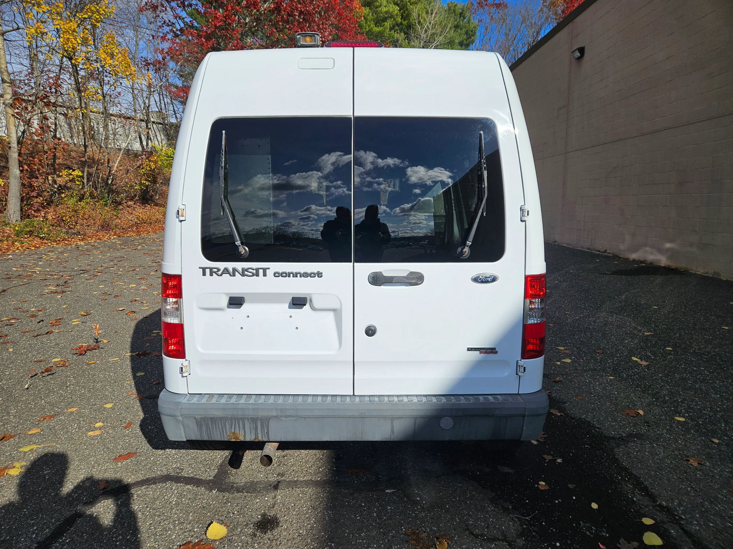 Used 2010 Ford Transit Connect XL image 6