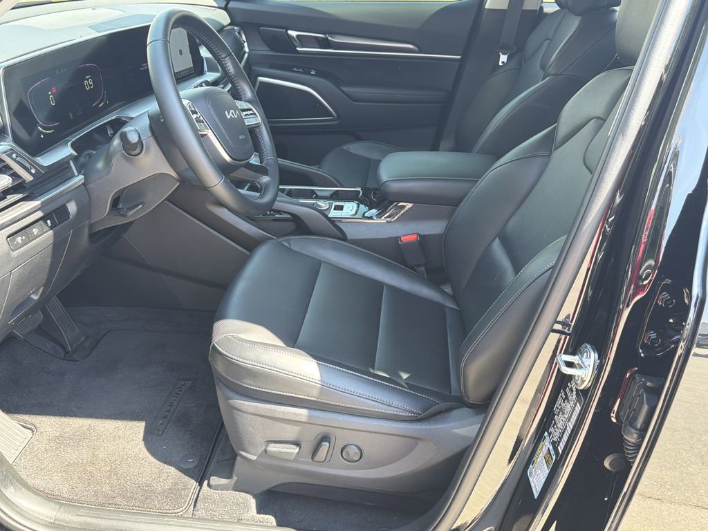 Used 2024 Kia Telluride S w/ S Sunroof Package image 9