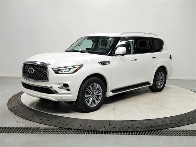 Used 2024 INFINITI QX80 Luxe image 3