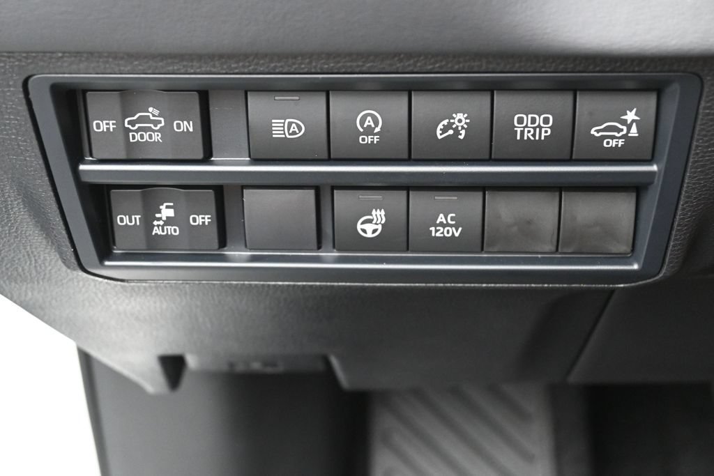 Certified 2026 Toyota Tundra Platinum AWD/4WD image 16
