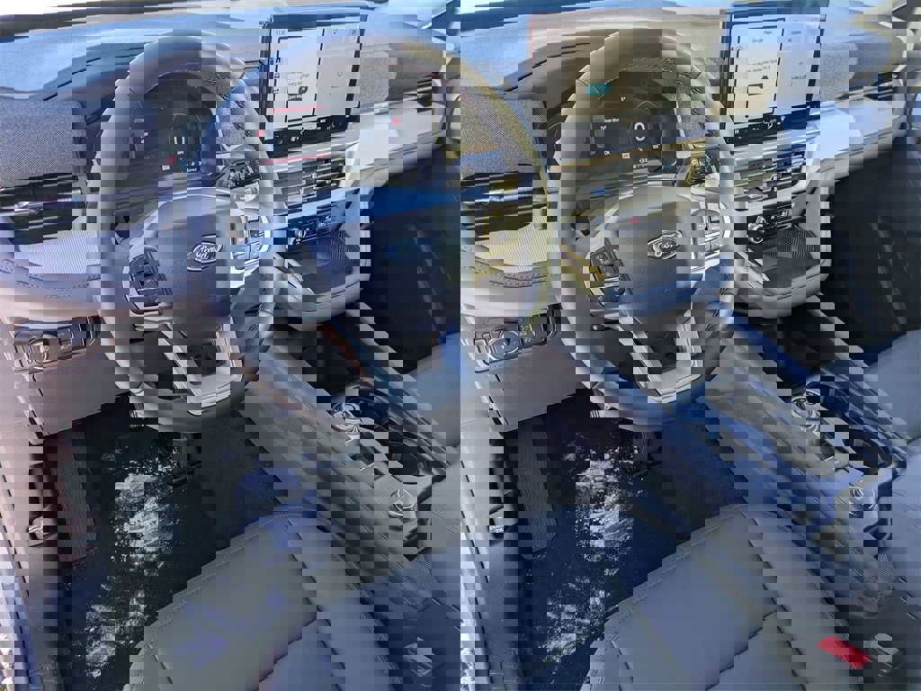 New 2026 Ford Explorer Active image 10