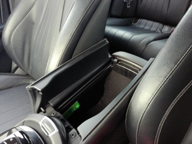 Used 2017 Mercedes-Benz E 300 4MATIC image 52