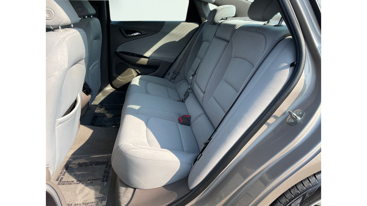 Used 2022 Chevrolet Malibu LT FWD image 14