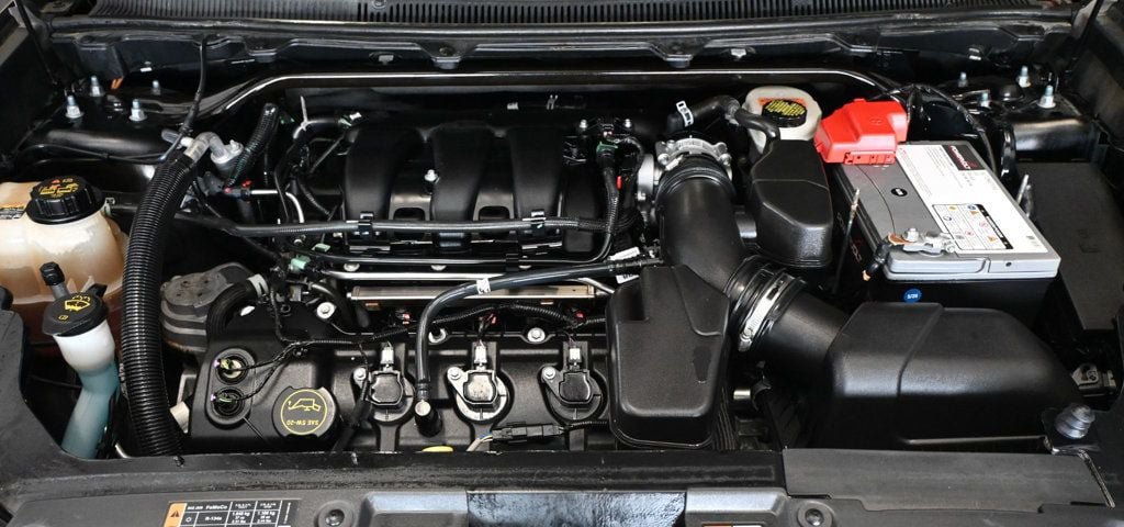 Used 2017 Ford Flex SEL w/ Equipment Group 202A FWD image 24