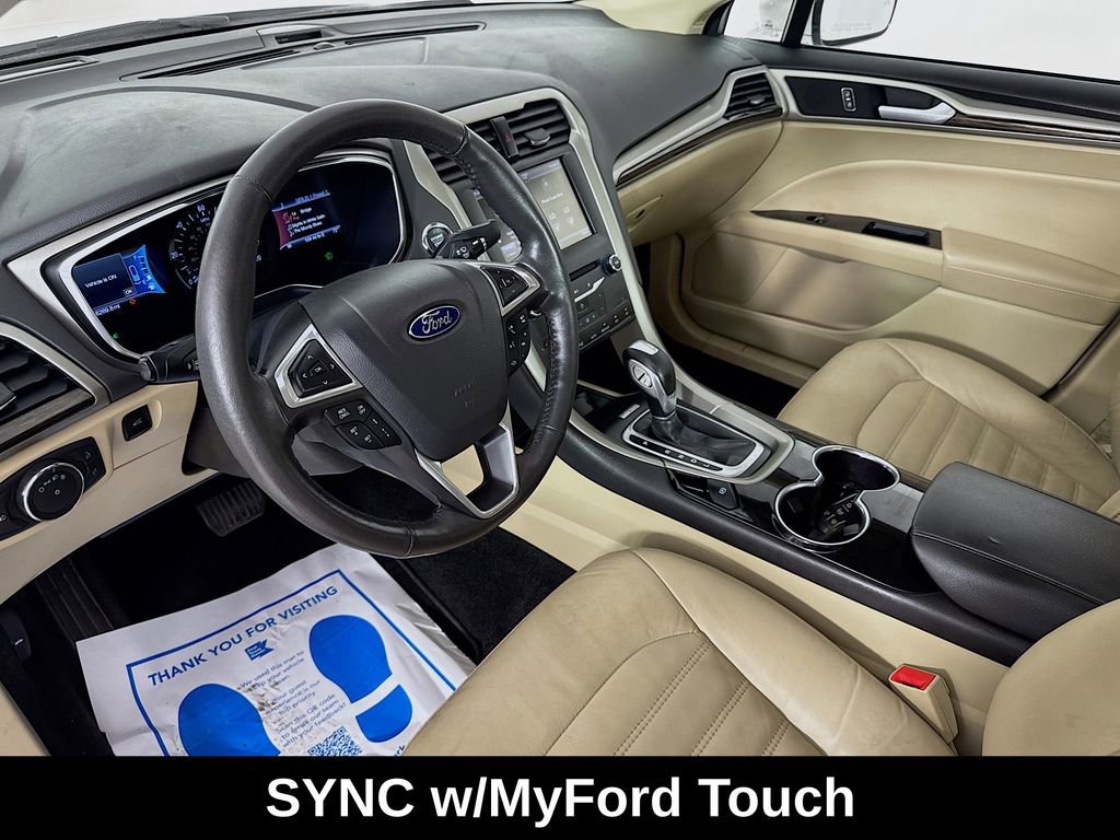 Used 2015 Ford Fusion SE w/ Equipment Group 502A FWD image 11