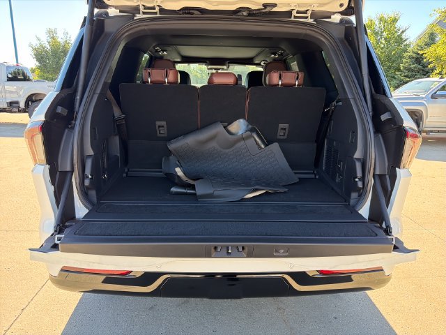 New 2026 Lincoln Navigator Reserve AWD/4WD image 8