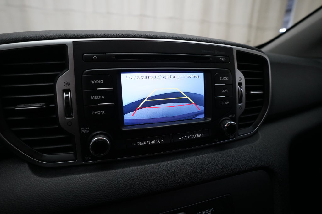 Used 2018 Kia Sportage LX AWD/4WD image 18