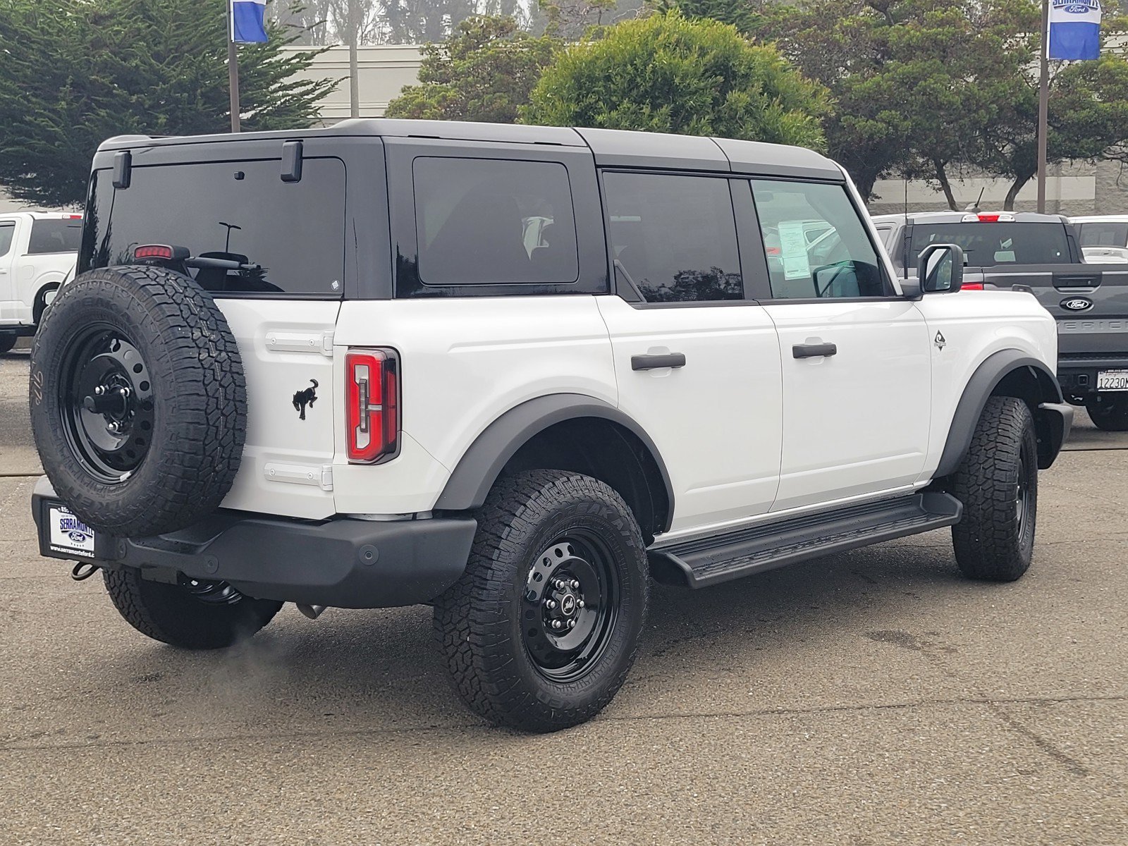New 2026 Ford Bronco Outer Banks AWD/4WD image 4