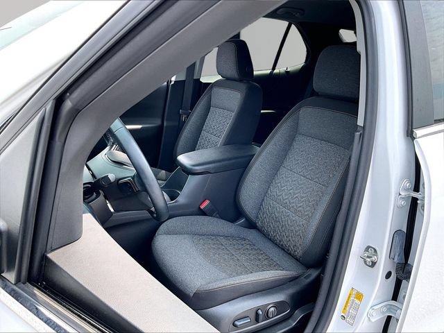 Used 2024 Chevrolet Equinox LT FWD image 10