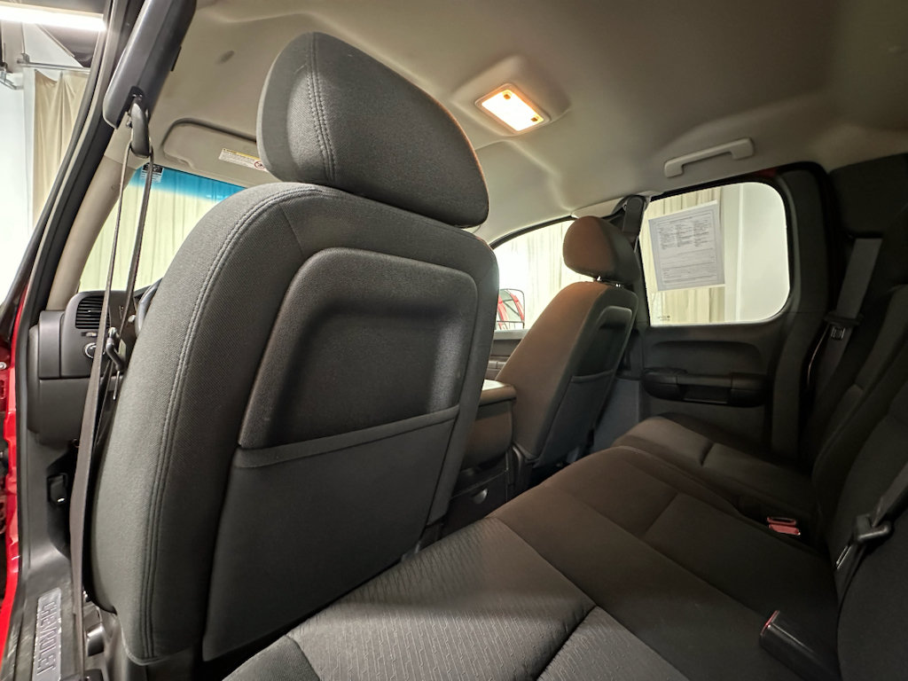 Used 2012 Chevrolet Silverado 2500 LT w/ Z71 Appearance Package AWD/4WD image 23