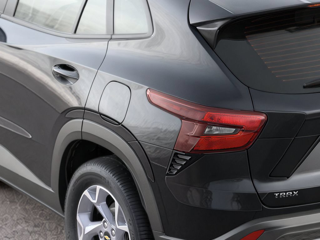 New 2026 Chevrolet Trax LT FWD image 5