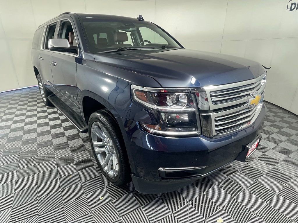 Used 2020 Chevrolet Suburban Premier w/ Premier Plus Edition AWD/4WD image 10