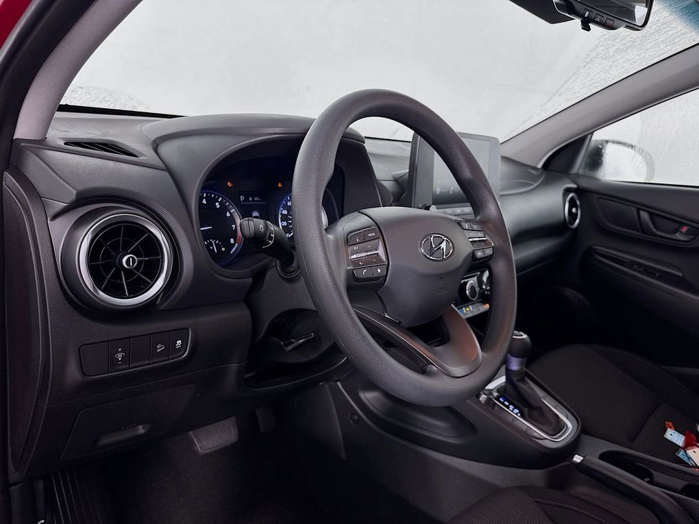 Used 2022 Hyundai Kona SEL image 12