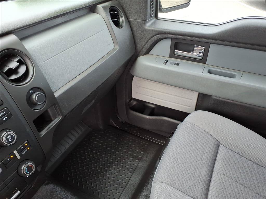 Used 2013 Ford F150 XL w/ Mid Equipment Group RWD image 32
