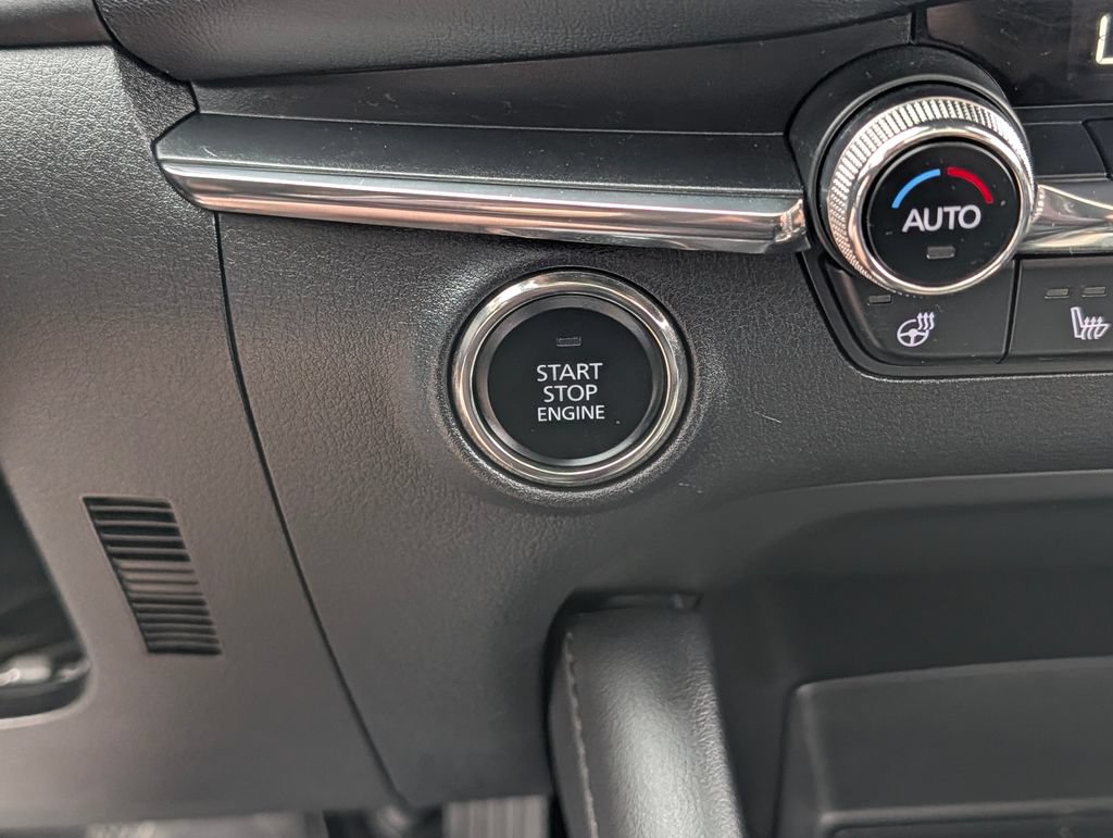 Used 2022 MAZDA MAZDA3 s AWD/4WD image 28