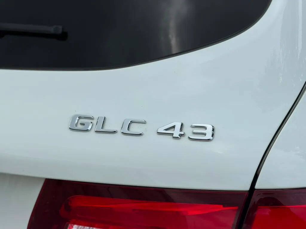 Used 2019 Mercedes-Benz GLC 43 AMG 4MATIC image 9