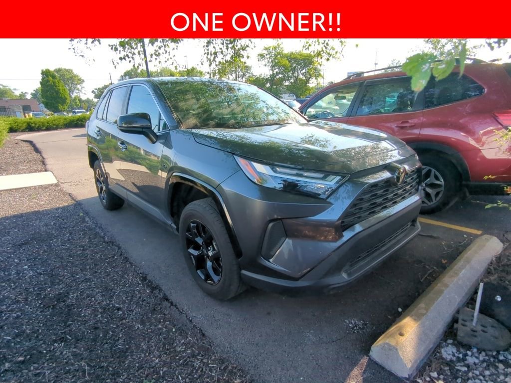 Used 2025 Toyota RAV4 LE FWD image 3