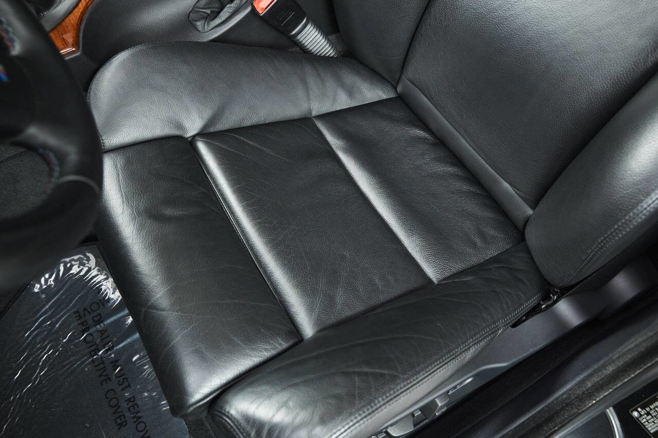 Used 2008 BMW M5 image 51