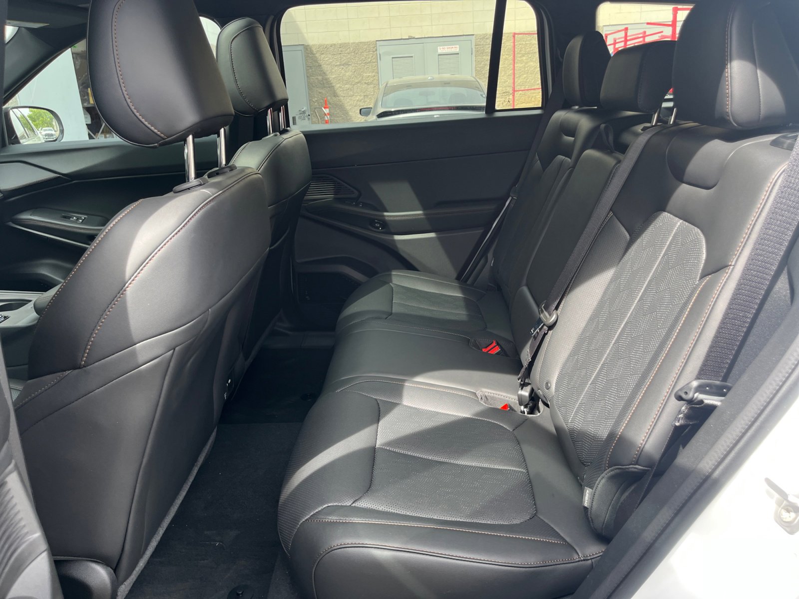 New 2026 Jeep Cherokee Overland AWD/4WD image 25