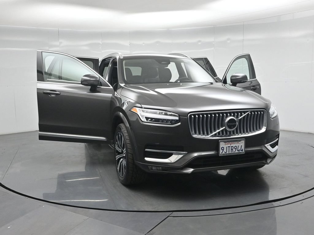 Used 2023 Volvo XC90 B6 Plus w/ Protection Package Premier AWD/4WD image 28