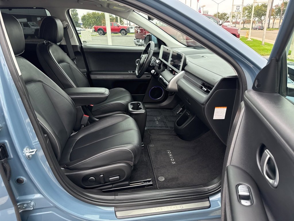 Used 2023 Hyundai Ioniq 5 Limited image 13