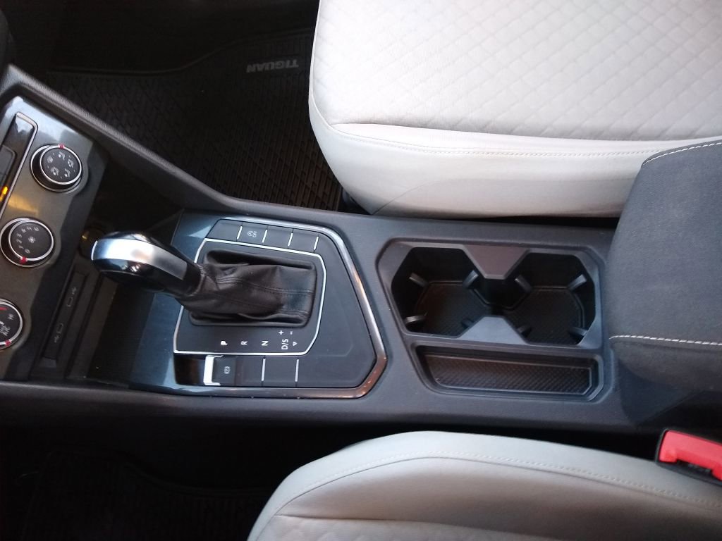 Used 2021 Volkswagen Tiguan S image 42