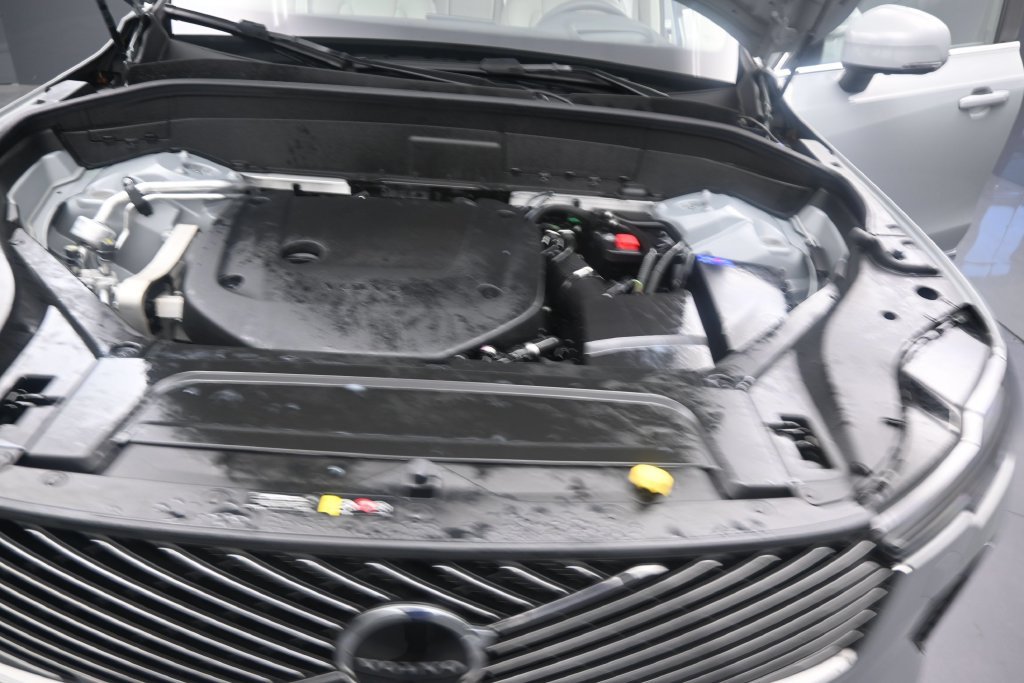 Used 2026 Volvo XC90 B6 Ultra w/ Protection Package AWD/4WD image 16