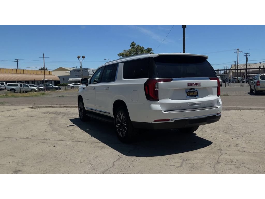 New 2026 GMC Yukon XL Elevation AWD/4WD image 9