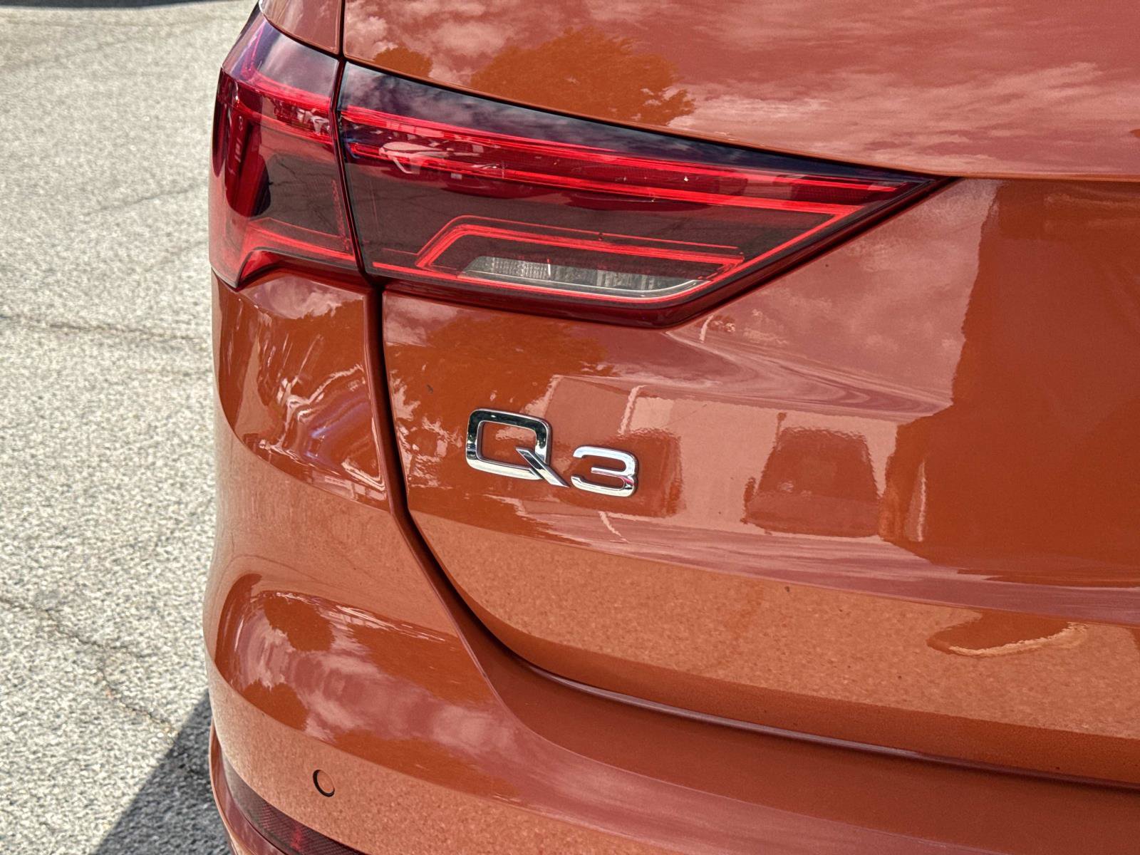 Used 2023 Audi Q3 2.0T Premium image 5