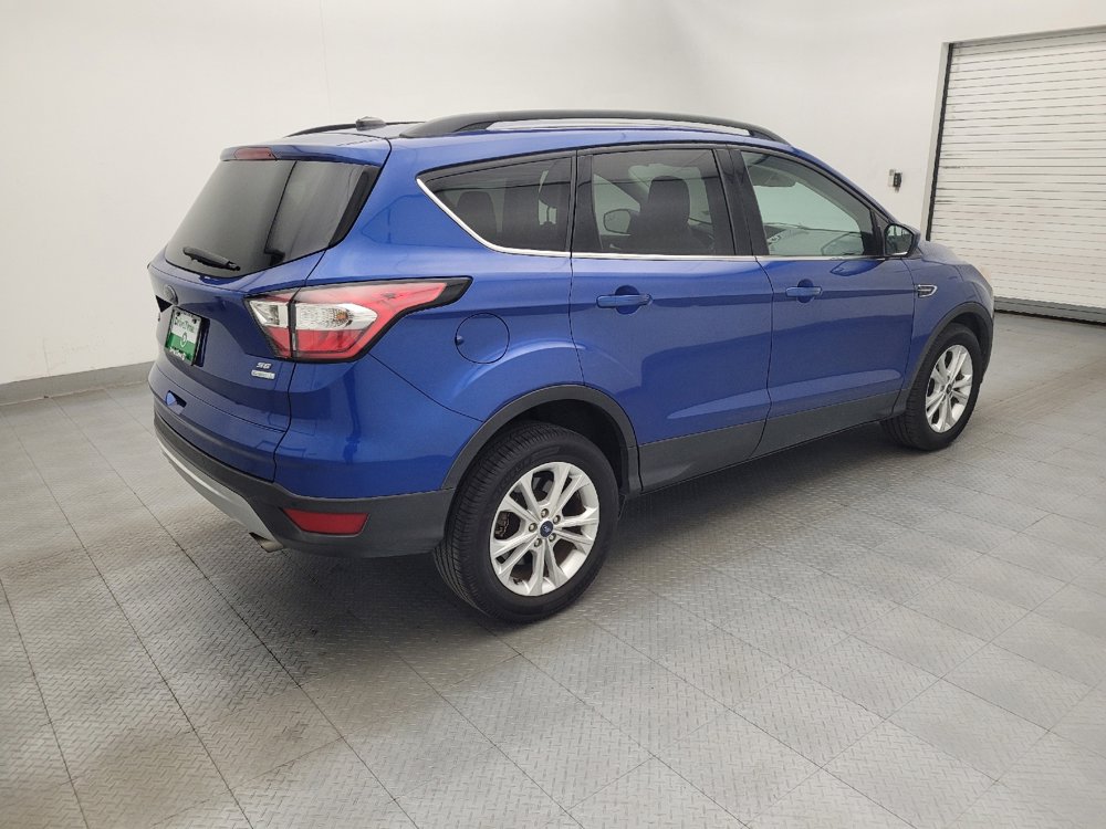 Used 2018 Ford Escape SE FWD image 10